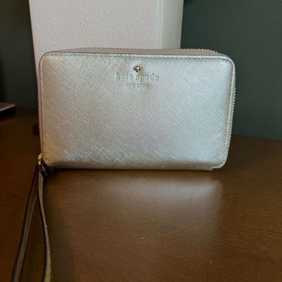 Kate Spade New York Carter Street Aliana Satchel & Wallet - Picture 13 of 15